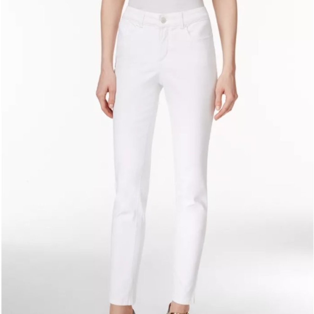 NWT Charter Club White Capri Denim Pants